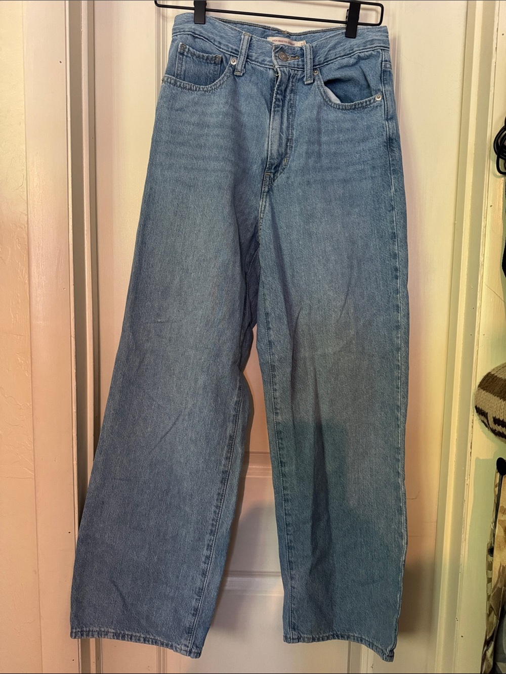 Levi's Light Blue Relaxed Wide-Leg Jeans woman’s size 27